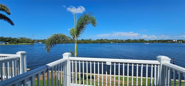 3747 POMPANO DRIVE SE, St Petersburg, FL 33705