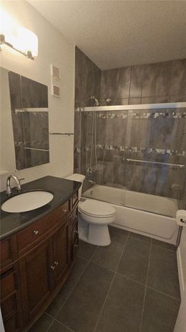 3747 POMPANO DRIVE SE, St Petersburg, FL 33705