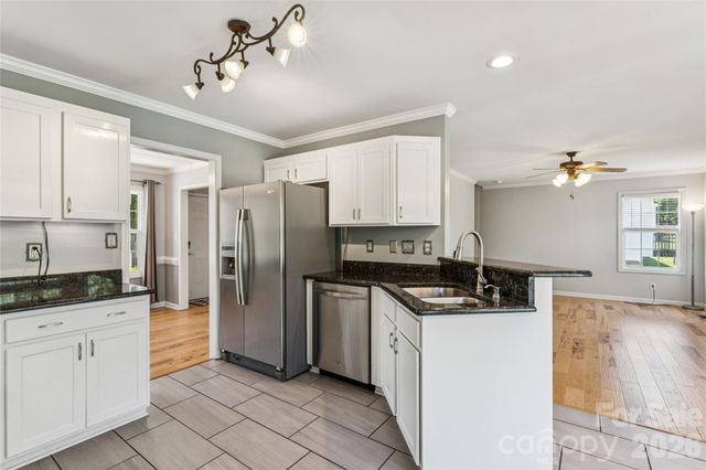 246 Maple Ridge Circle, Salisbury, NC 28147