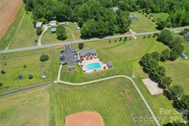 246 Maple Ridge Circle, Salisbury, NC 28147