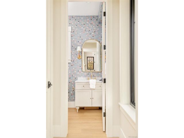 735 S Gaylord St, Denver, CO 80209