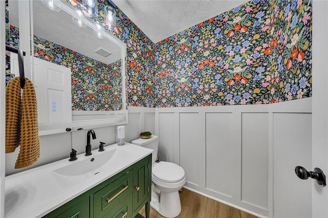 2698 Colony Circle, Snellville, GA 30078