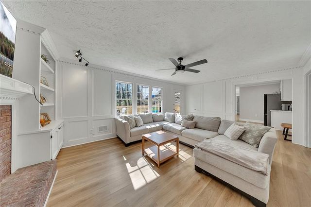 2698 Colony Circle, Snellville, GA 30078