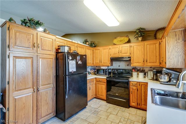 2633 Eastwood Drive, Wooster, OH 44691