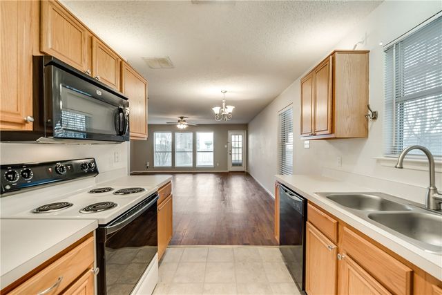 7507 Kings Trail, Fort Worth, TX 76133