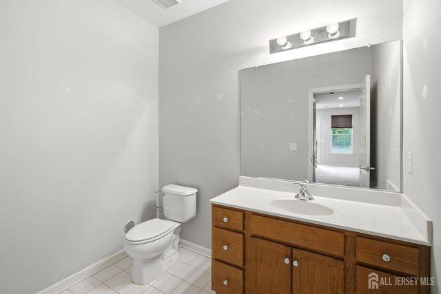 26 Daly Court, Old Bridge, NJ 08857