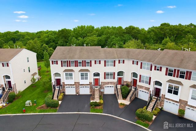 26 Daly Court, Old Bridge, NJ 08857