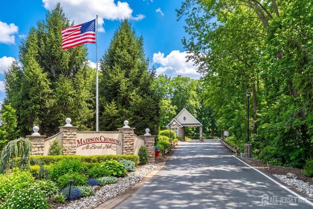 26 Daly Court, Old Bridge, NJ 08857