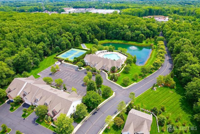 26 Daly Court, Old Bridge, NJ 08857