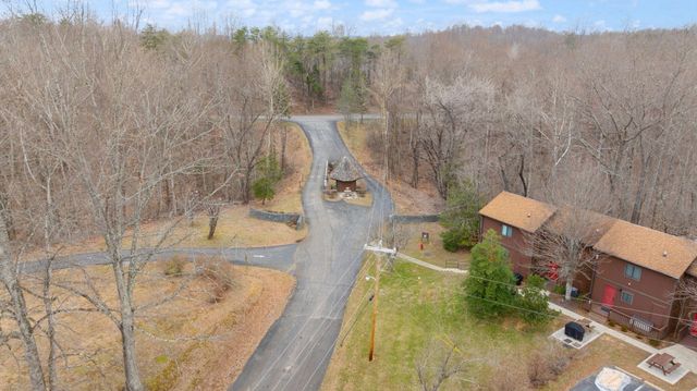 145 State Park Road I-6, Jamestown, KY 42629