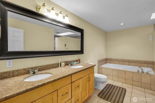 622 141st Street S, Parkland, WA 98444