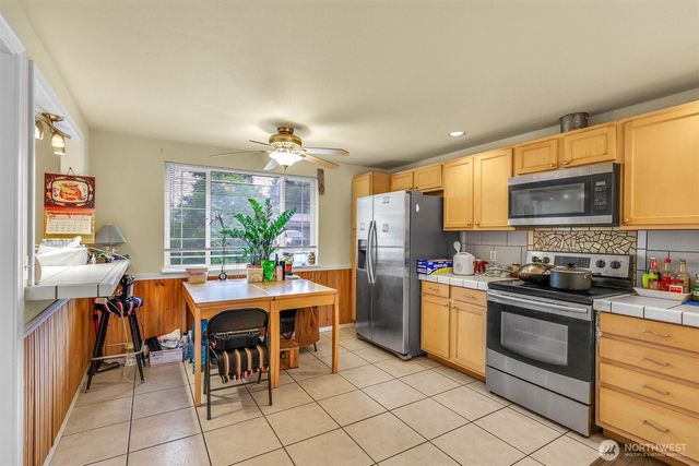 622 141st Street S, Parkland, WA 98444