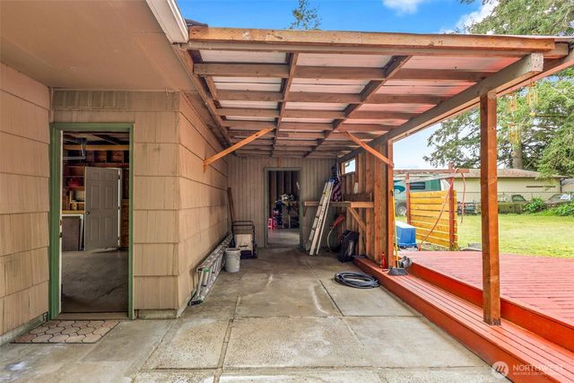 622 141st Street S, Parkland, WA 98444