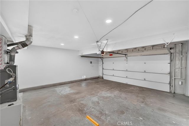 987 Modjeska, Costa Mesa, CA 92627