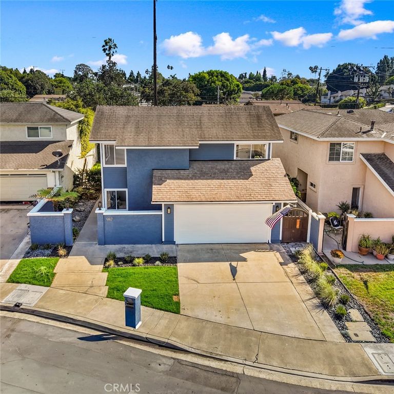 987 Modjeska, Costa Mesa, CA 92627 — photo 2