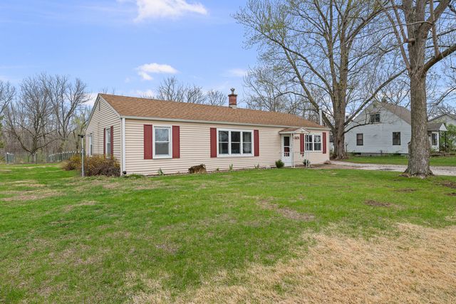 4101 5th Avenue, East Moline, IL 61244
