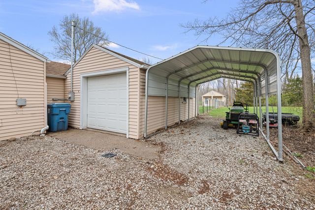 4101 5th Avenue, East Moline, IL 61244