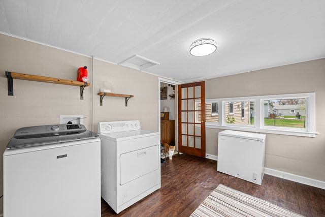 4101 5th Avenue, East Moline, IL 61244