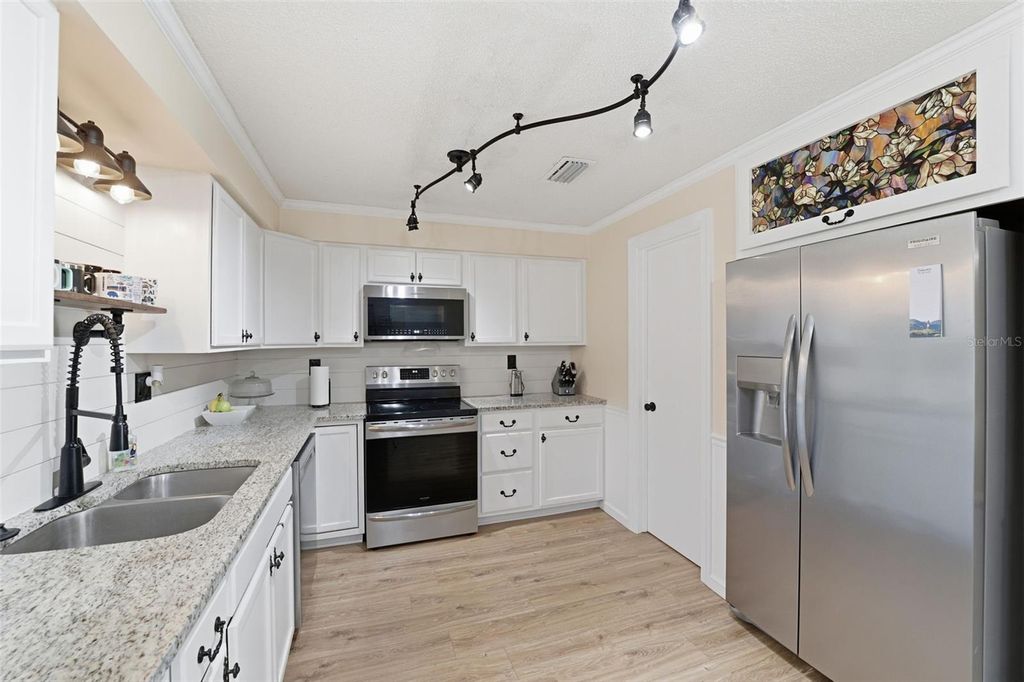 Image 46 of property listing at 9302 BENROCK ROAD, Spring Hill, FL 34608