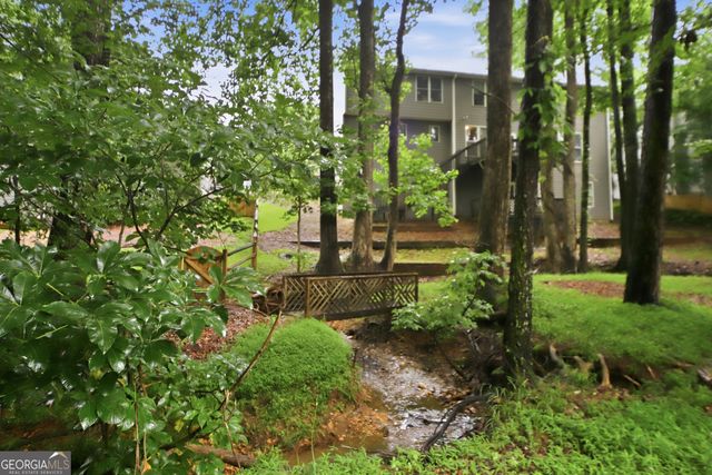 3946 Lullwater Main NW, Kennesaw, GA 30144