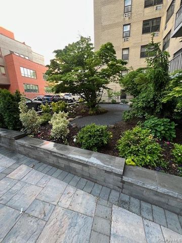 39-60 54th Street 10-O, Woodside, NY 11377
