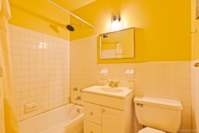 39-60 54th Street 10-O, Woodside, NY 11377