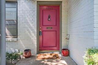 4942 Lahoma Street, Dallas, TX 75235