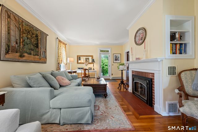 11 Plains Road, East Haddam, CT 06469
