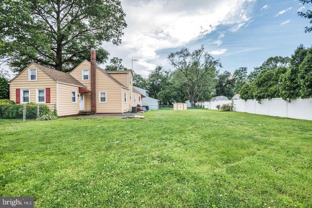 445 4TH AVE, Bellmawr, NJ 08031