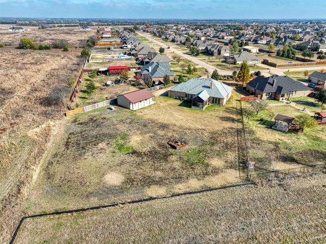 178 Chazlynn Court, Waxahachie, TX 75165