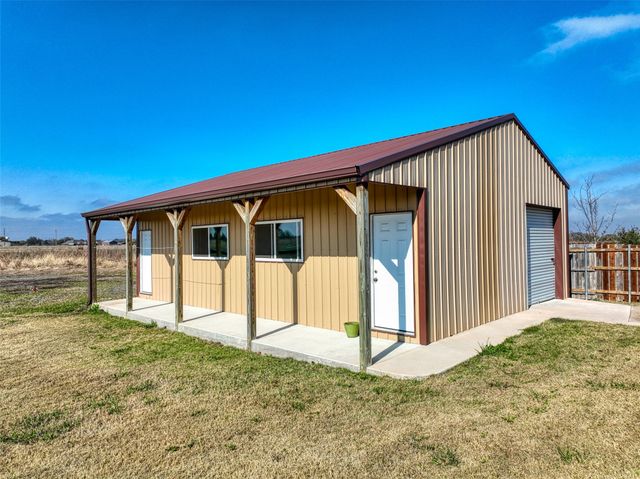 178 Chazlynn Court, Waxahachie, TX 75165