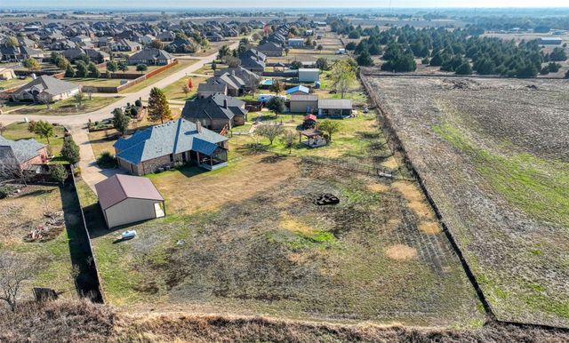 178 Chazlynn Court, Waxahachie, TX 75165