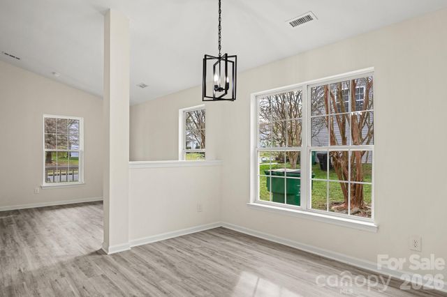 6123 Mcintyre Ridge Drive, Charlotte, NC 28216