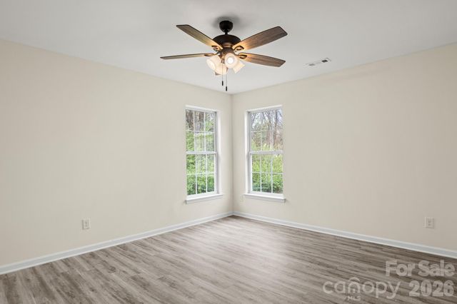 6123 Mcintyre Ridge Drive, Charlotte, NC 28216