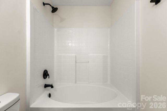 6123 Mcintyre Ridge Drive, Charlotte, NC 28216