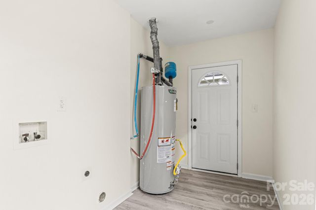 6123 Mcintyre Ridge Drive, Charlotte, NC 28216