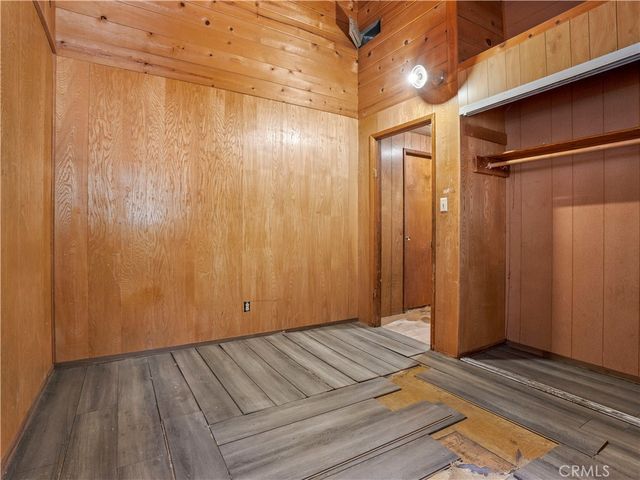 1155 Chateau, Crestline, CA 92325