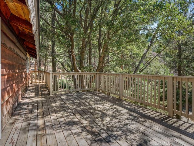 1155 Chateau, Crestline, CA 92325