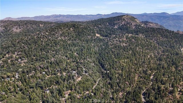1155 Chateau, Crestline, CA 92325