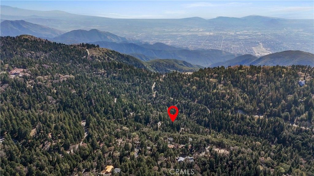 Image 33 of property listing at 1155 Chateau, Crestline, CA 92325
