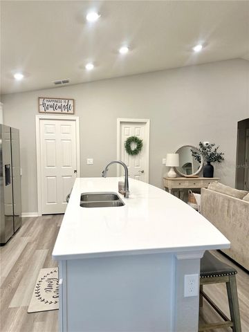 2000 GOLDEN BEAK DRIVE, Eagle Lake, FL 33839