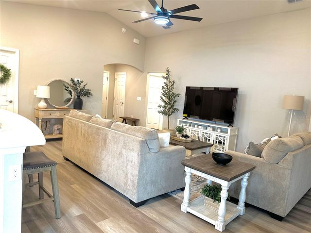 2000 GOLDEN BEAK DRIVE, Eagle Lake, FL 33839