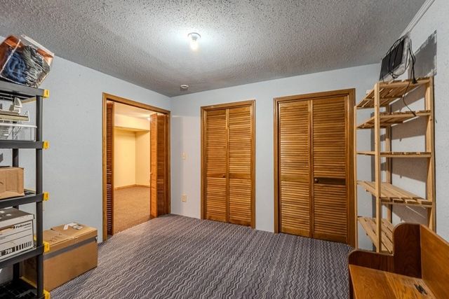 418 W Woodland Dr, Derby, KS 67037