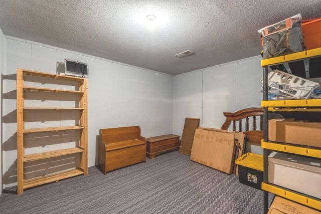 418 W Woodland Dr, Derby, KS 67037