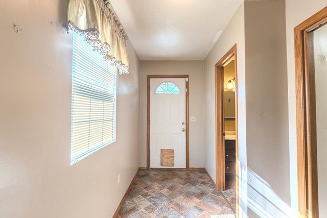 418 W Woodland Dr, Derby, KS 67037