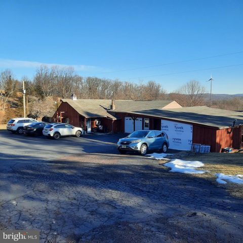 408 KINTNER RD, Kintnersville, PA 18930