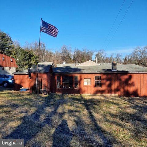 408 KINTNER RD, Kintnersville, PA 18930