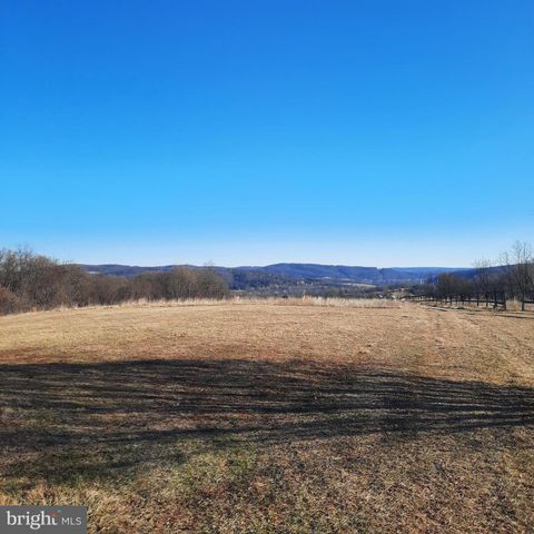 408 KINTNER RD, Kintnersville, PA 18930