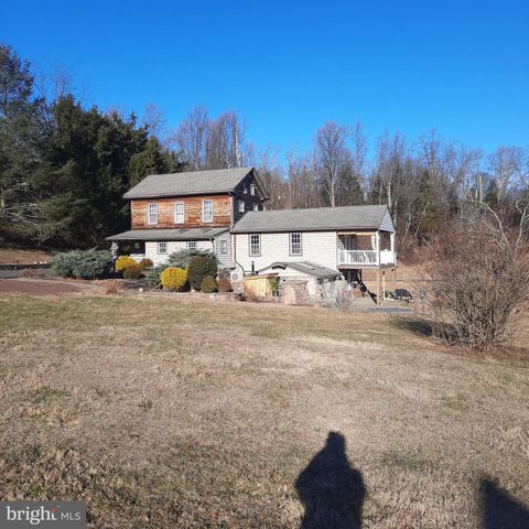 408 KINTNER RD, Kintnersville, PA 18930