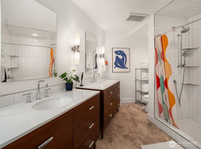 6614 N 49th Street, Tacoma, WA 98407